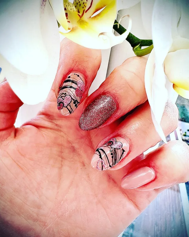 Floral nail art with orchid styling